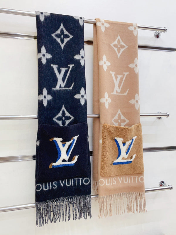 LV Brown and White Cashmere with Wool Pockets 839468