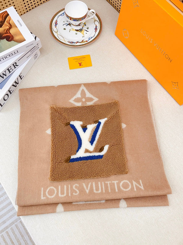 LV Brown and White Cashmere with Wool Pockets 839468