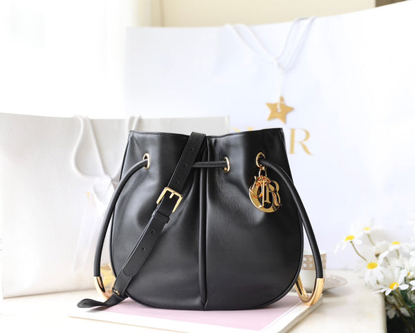 CD MEDIUM 28 BUCKET BAG IN BLACK LAMBSKIN