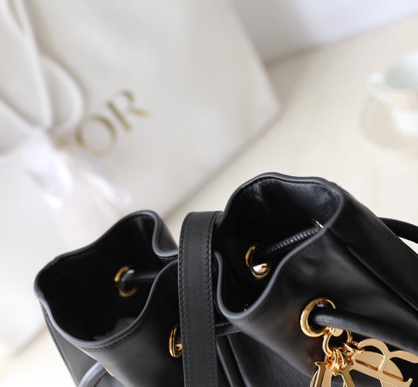 CD MEDIUM 28 BUCKET BAG IN BLACK LAMBSKIN