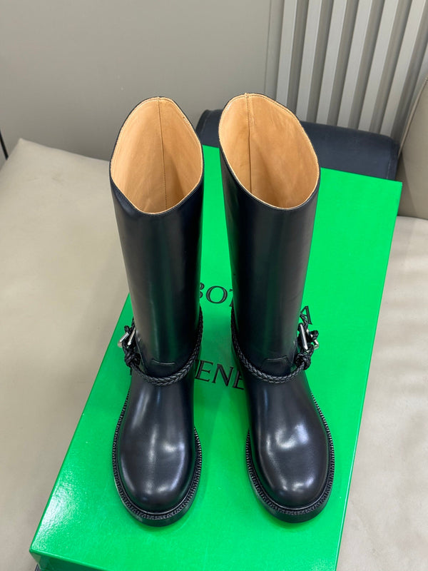 BV 25FW James Boots With Coaxial Detailing And Signature Metal Triangle in Black Calfskin