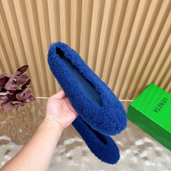 BV 25SS Shearling Ballerina in Blue Wool Sheepskin