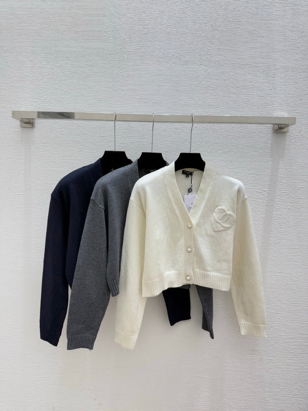 CC 25FW V-Neck Knit Wool Long-Sleeved Cardigan