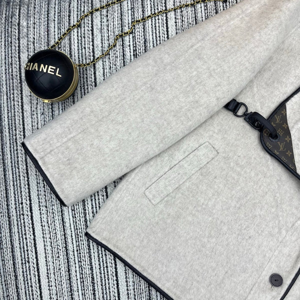 LV 25FW Double-Faced Wool Coat Jacket Lambskin Edge Light Gray 311700