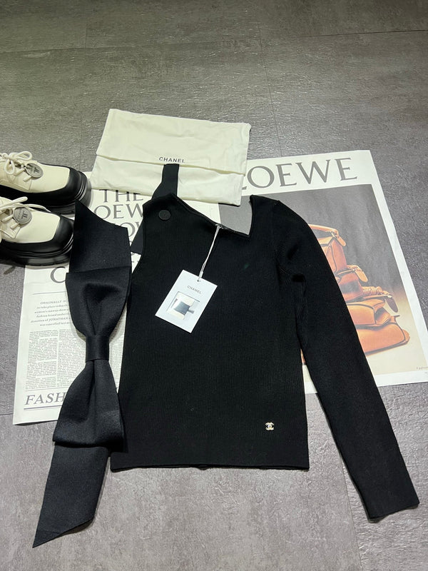 CC 25K Bow Series Off-Shoulder Top Black Wool