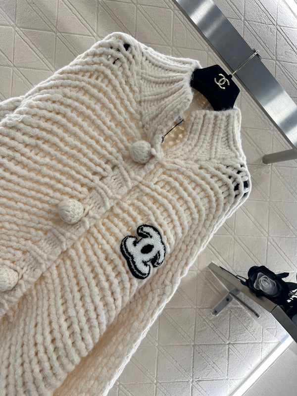 CC 25 Double C Hollow Letter Knit Cream Cardigan