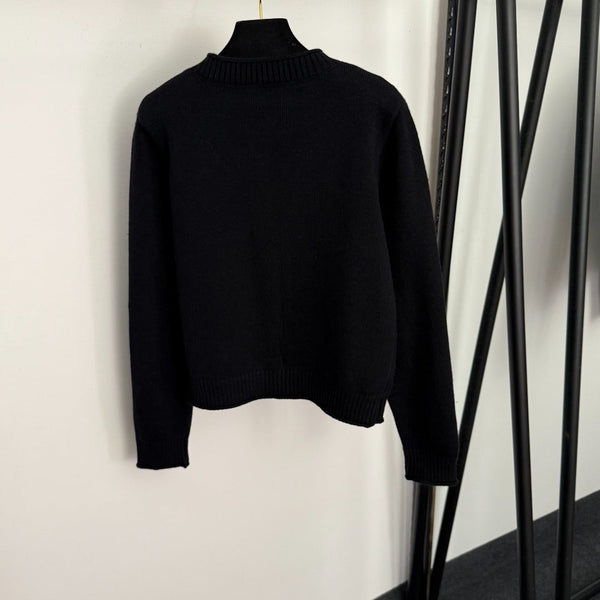 CC Pearl Button Round Neck Long-sleeved Knitted Cardigan