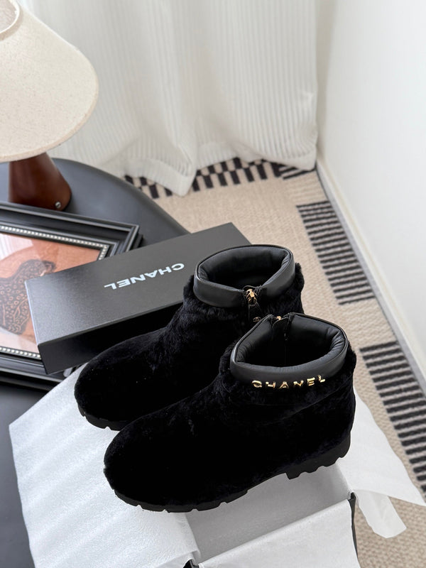 CC 25K Black Furry Ankle Boots 507928