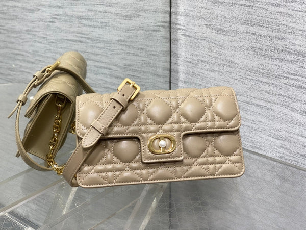 CD Pearl Chain Bag Beige 21cm Lambskin