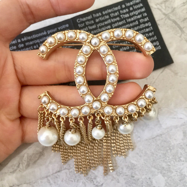CC Brooch 156987