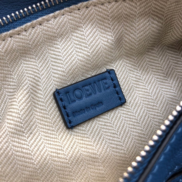 BORSA LOE MINI 18 PUZZLE IN PELLE DI VITELLO BLU NAVY