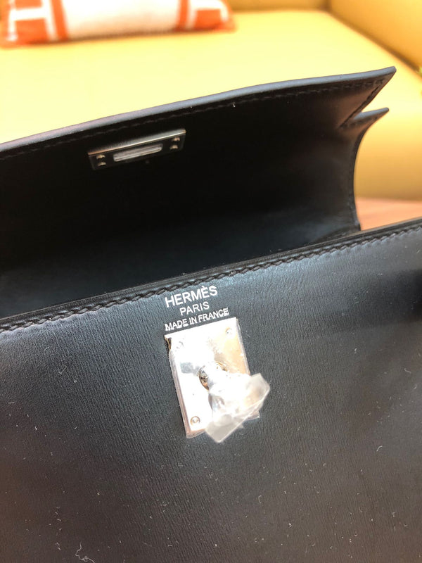 KELLY MINI 20 BAG IN BLACK SMOOTH CALFSKIN WITH SILVER HARDWARE (MADE - TO - ODER)