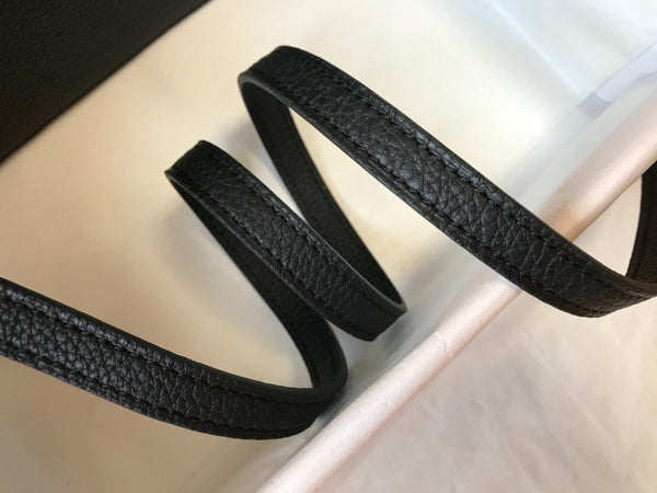 HM SAC ROULIS 18 BLACK TOGO LEATHER