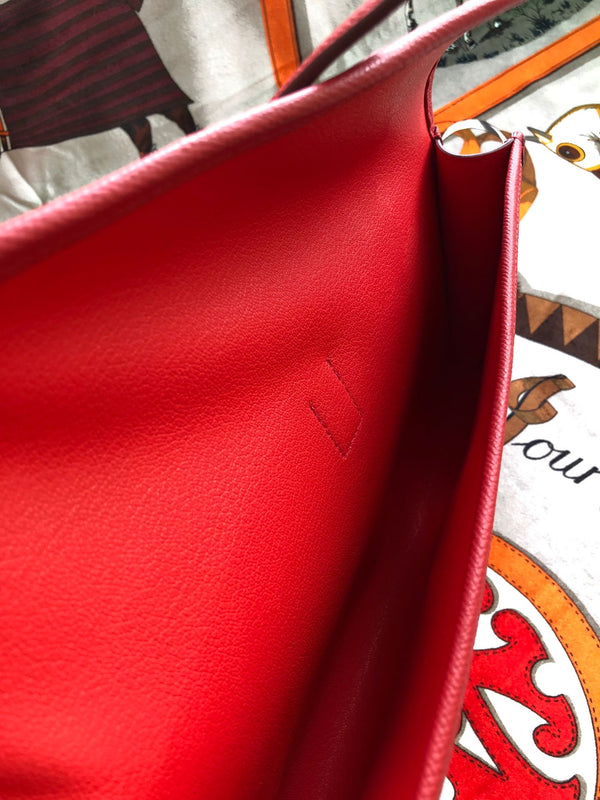 HM Jige 29 Red Epsom 229079