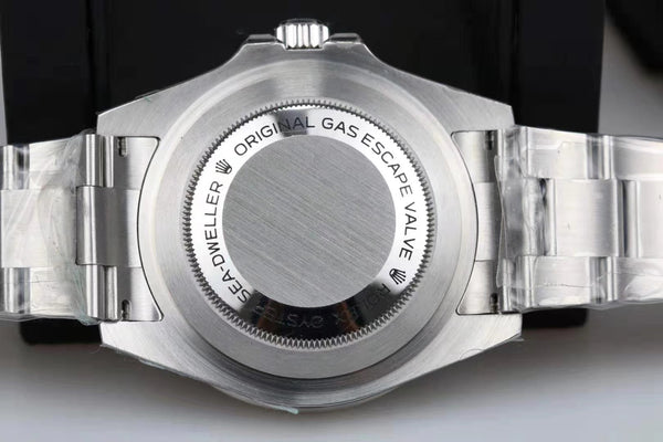 Rolex Sea-Dweller 43mm Silver Black