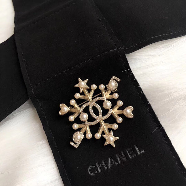 CC Brooch 157230