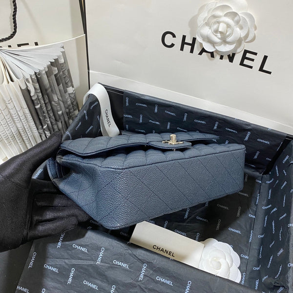 flap bag medium 25 dark blue caviar shw