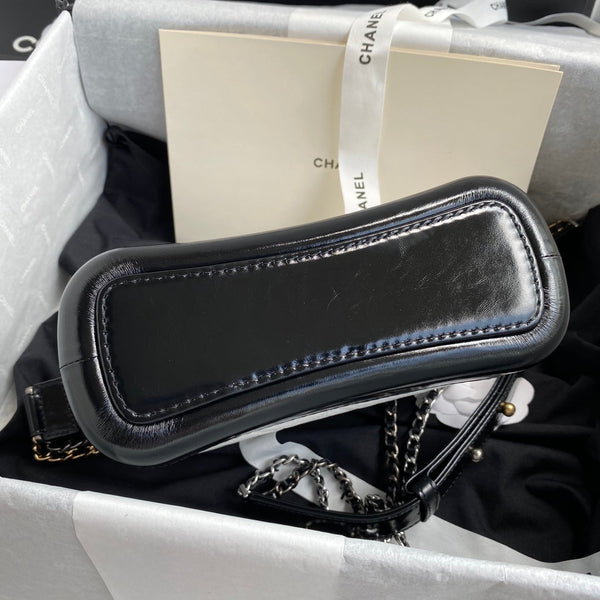 Chanel 25 Gabrielle Black White 20cm Calfskin 289506