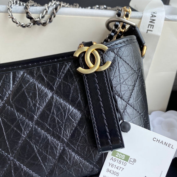 Chanel 25 Gabrielle Black 20cm Calfskin 289505