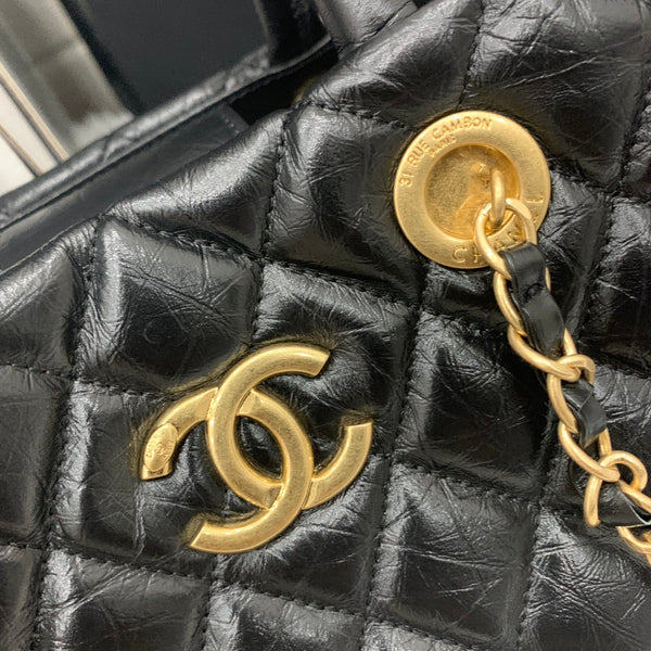 borsa shopping cc 30cm nera trapuntata in pelle di vitello invecchiata ghw