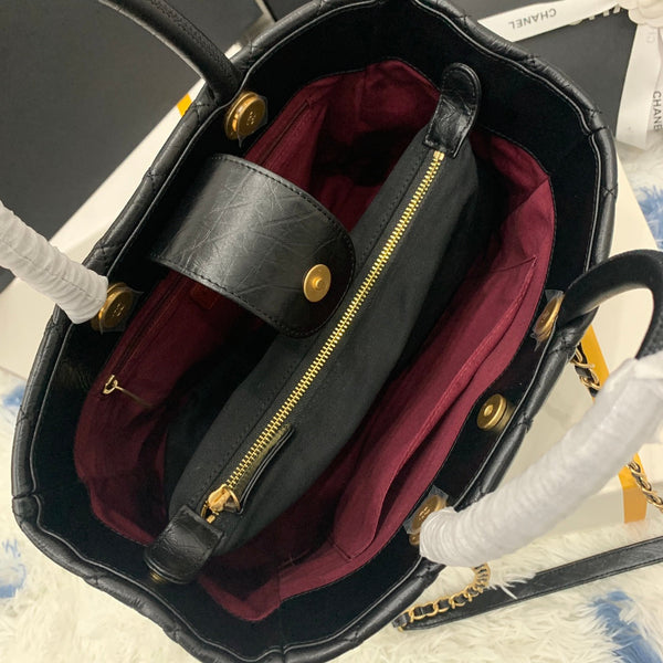 borsa shopping cc 30cm nera trapuntata in pelle di vitello invecchiata ghw