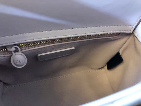 MEDIUM LADY 20 BAG IN LIGHT PINK CALFSKIN