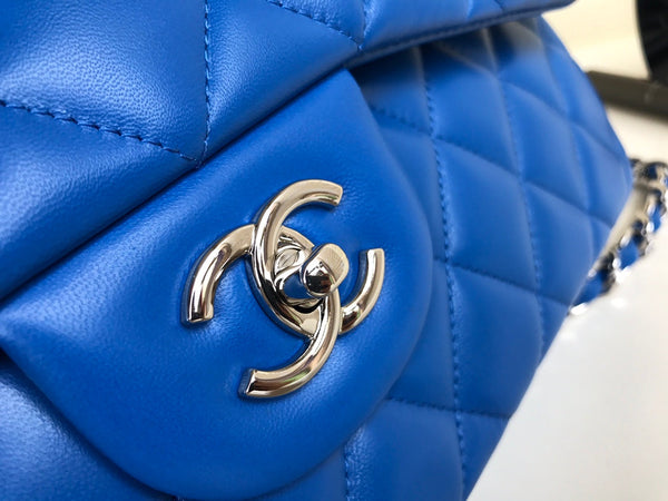 flap bag jumbo 30 blue lambskin silver hardware