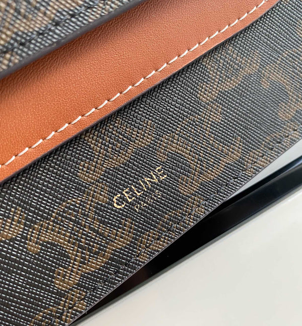 BORSA TRIPHOME 20 IN PELLE DI VITELLO CON MOTIVO NERO A DOPPIO STRATO E MONOGRAMMA