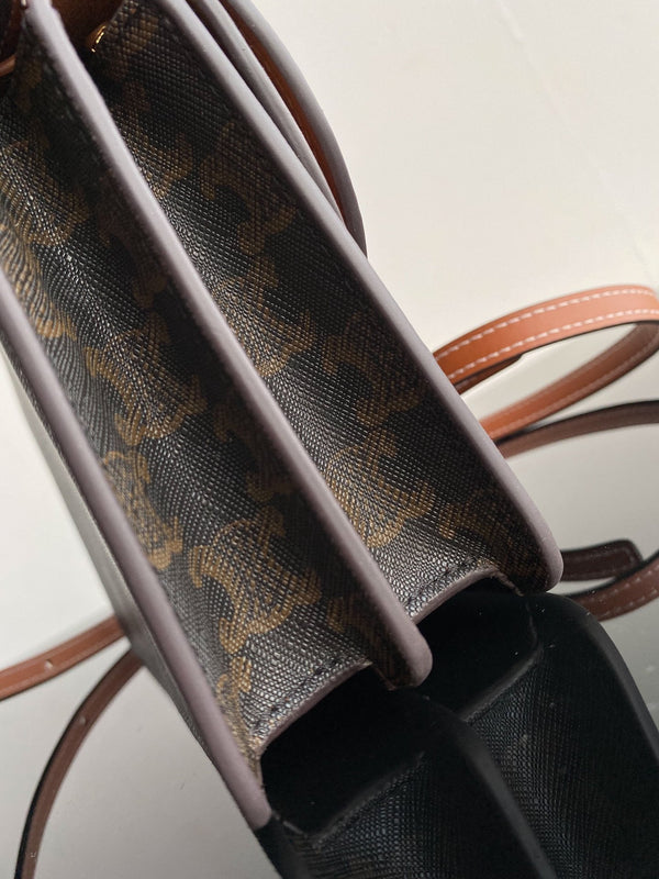 BORSA TRIPHOME 20 IN PELLE DI VITELLO CON MOTIVO NERO A DOPPIO STRATO E MONOGRAMMA