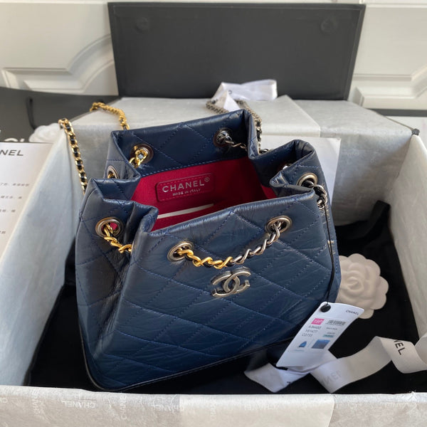 ZAINO CC GRABRIELLE PICCOLO 24 IN PELLE DI VITELLO NERO MIX BLU NOTTE