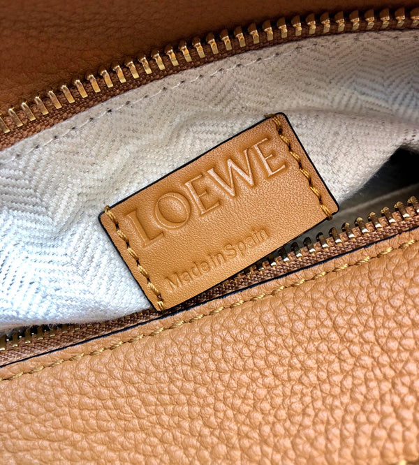 LOE MINI 18 PUZZLE BAG IN WARM DESERT CALFSKIN