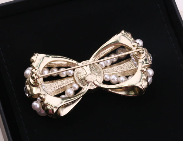 CC Brooch Gold