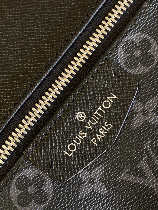 ZAINO DISCOVERY 40 IN TELA MONOGRAMMA NERA