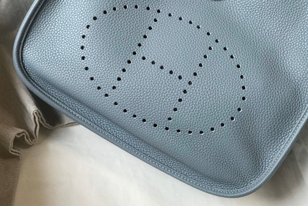 HM EVELYNE BAG 28 SAPPHIRE TOGO