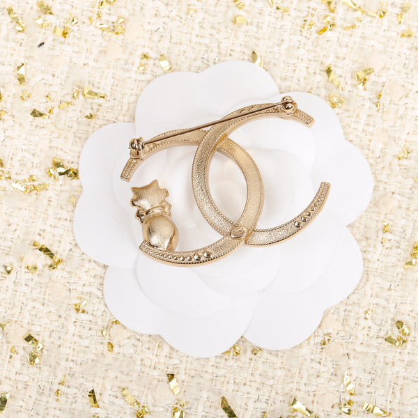 CC Brooch 157267