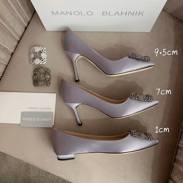Hangisi Lilac Satin Crystal Embellished Pumps 700529