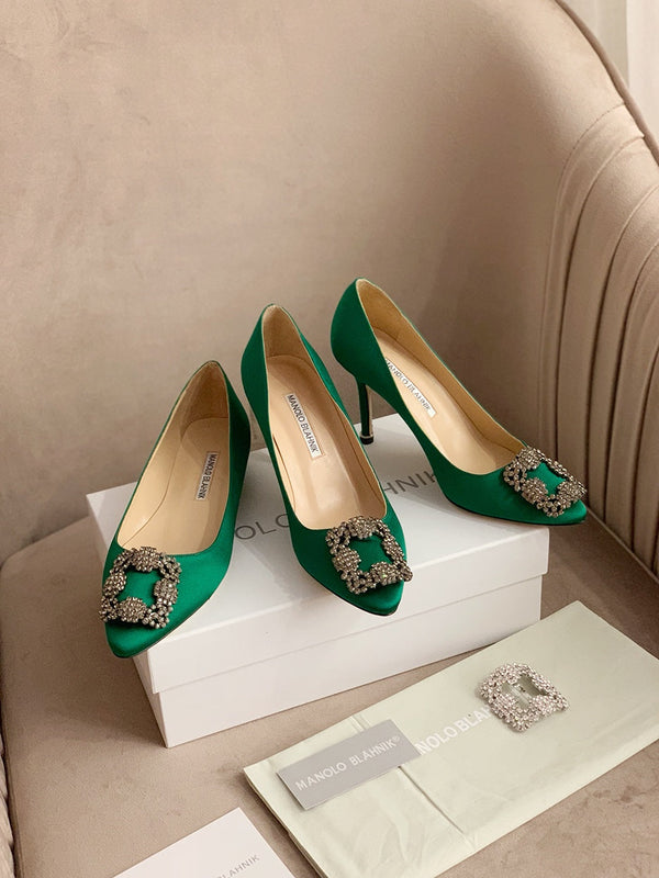 Hangisi Green Satin Crystal Embellished Pumps 700532