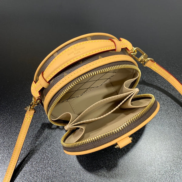 MINI CAPPELLIERA 13 IN TELA MONOGRAMMA MARRONE CON FERRAMENTA ORO