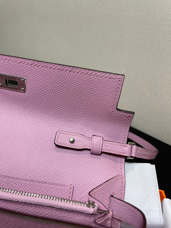 kelly to go wallet 20.5 light pink epsom silver hardware