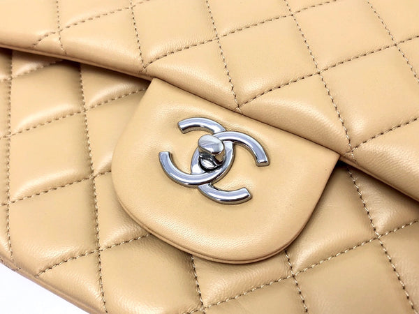 borsa a patta jumbo 30 beige chiaro in pelle di agnello con finiture in argento