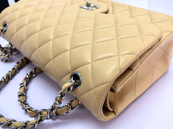 borsa a patta jumbo 30 beige chiaro in pelle di agnello con finiture in argento