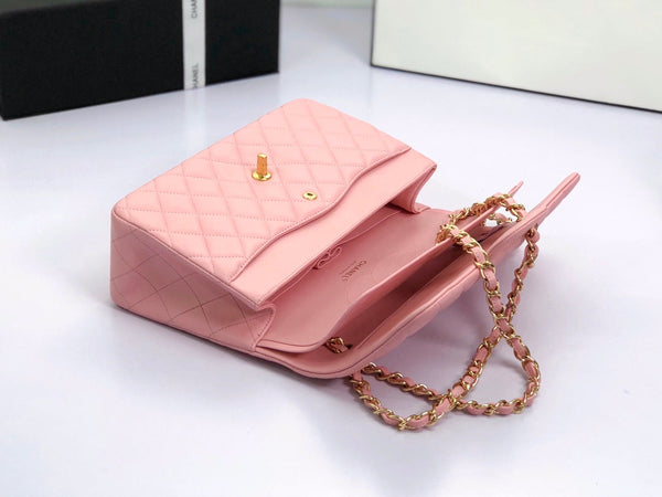 borsa a patta jumbo 30 in pelle di agnello rosa pastello, hardware dorato
