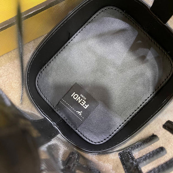 MON TRESOR 18 IN PELLE DI VITELLO NERA E RETE