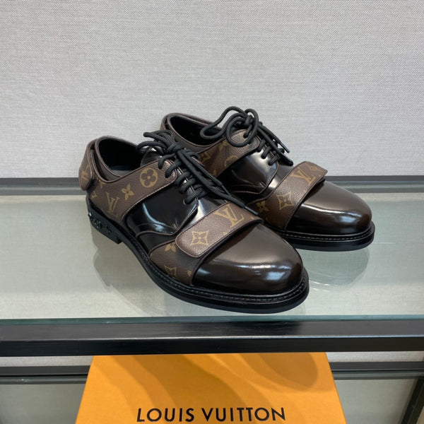 SCARPE LV DERBY HARNESS IN PELLE DI VITELLO MARRONE CIOCCOLATO