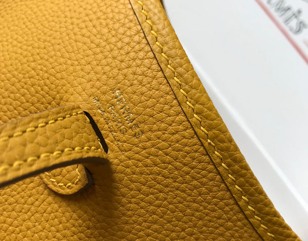 Mini Evelyne 18cm Dark Yellow Togo Ghw