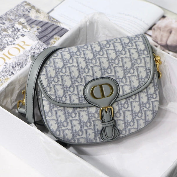 MEDIUM CD BOBBY 22CM GREY OBLIQUE CANVAS GOLD HARDWARE