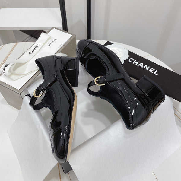CC MARY JANE BLOCK HEEL GLOSSY BLACK SHEEPSKIN