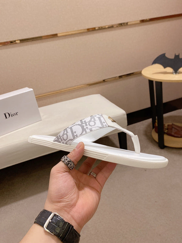 CD ALIAS THONG SANDAL WHITE CALFSKIN