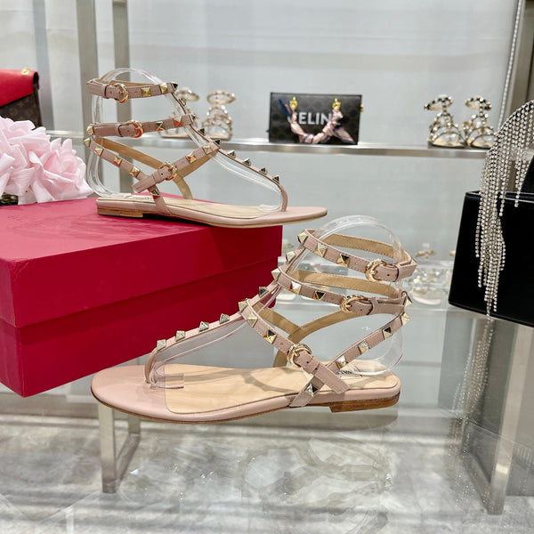 SANDALO INFRADITO ROCKSTUD CON CINTURINI IN PELLE DI VITELLO ROSA CHIARO