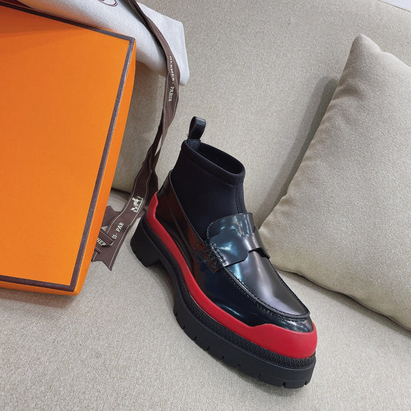 Stivaletto HM in pelle di vacchetta nera e rossa 348003